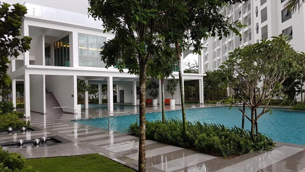 Cybersquare Lakeview With Netflix And Disney Hotstar Cyberjaya Esterno foto